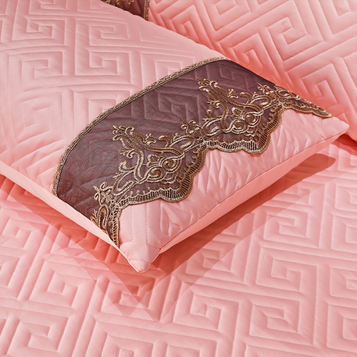 91家纺网 家纺一手货源 找家纺 罗艺轩 2024新款贡缎夹棉床裙三件套凯撒王朝系列 凯撒王朝-凝脂玉