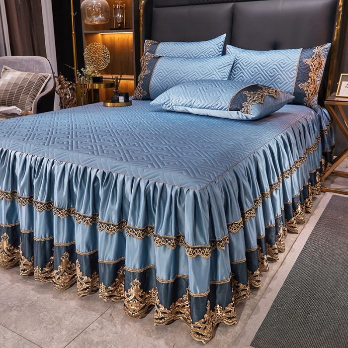 91家纺网 家纺一手货源 找家纺 罗艺轩 2024新款贡缎夹棉床裙三件套凯撒王朝系列 凯撒王朝-天际蓝