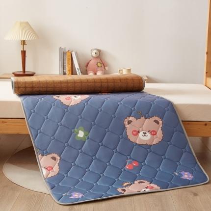 91家纺网 家纺一手货源 找家纺 迪乐妮 2024AB双面可用藤席凉席夹棉床褥地垫成人款 灰熊