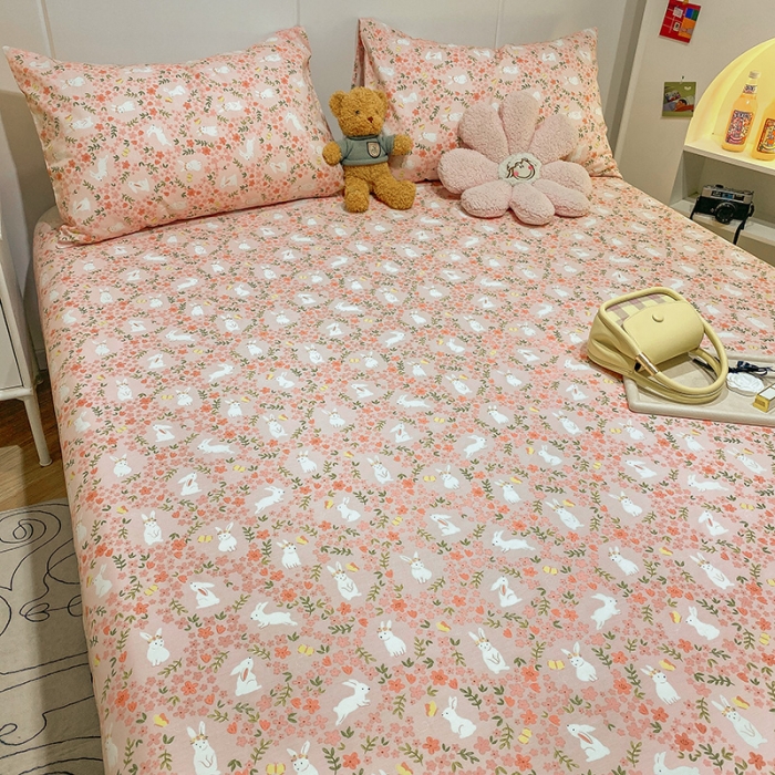 91家纺网 家纺一手货源 找家纺 简宜家居 2023新款全棉A版卡通印花床单 花花兔