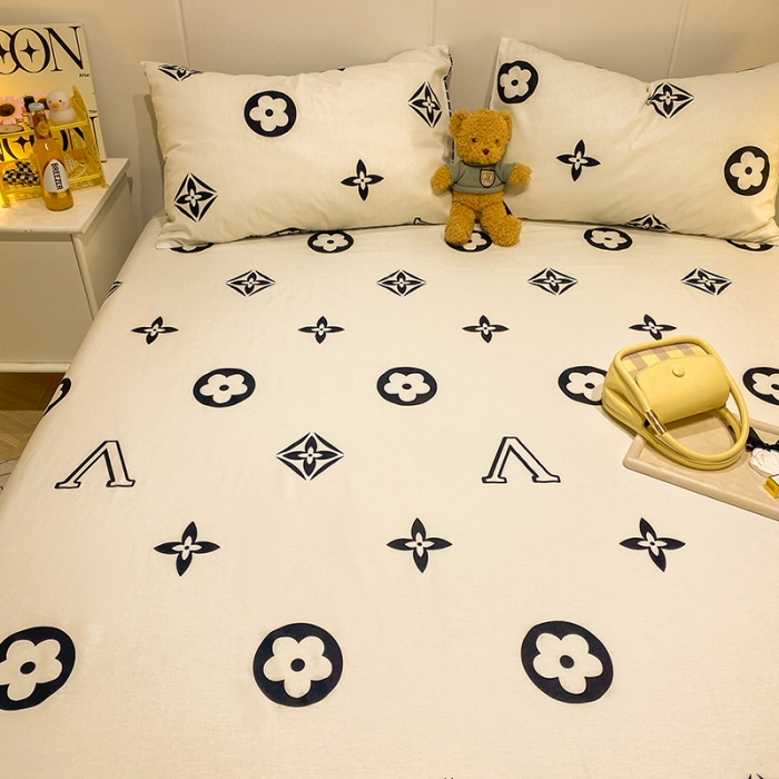 91家纺网 家纺一手货源 找家纺 简宜家居 2023新款全棉A版卡通印花床单 小时代