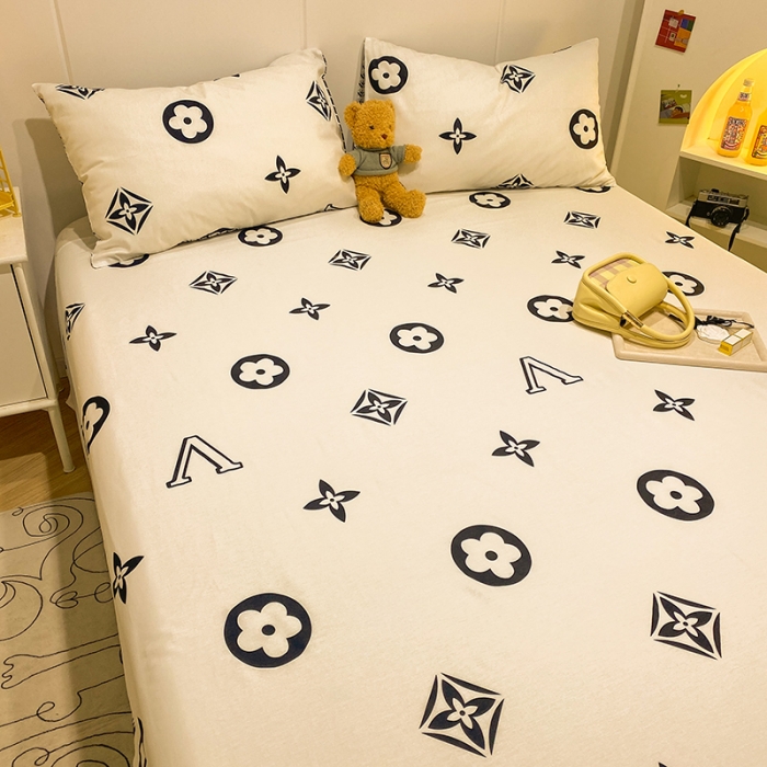 91家纺网 家纺一手货源 找家纺 简宜家居 2023新款全棉A版卡通印花床单 小时代