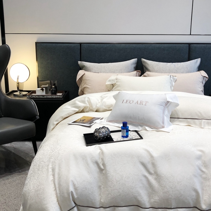 91家纺网 家纺一手货源 找家纺 涞澳家纺  2023新款天丝提花四件套 观夏-白