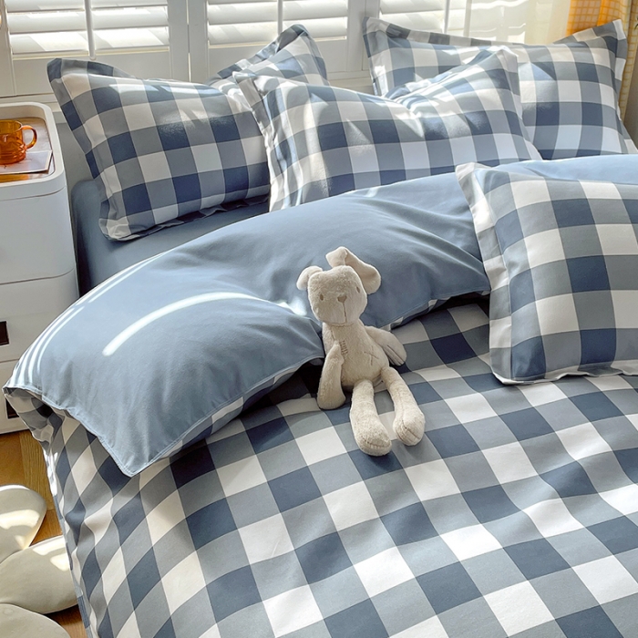 91家纺网 家纺一手货源 找家纺 好亿来 2025新款无印风植物羊绒加厚斜纹磨毛四件套 蓝白中格