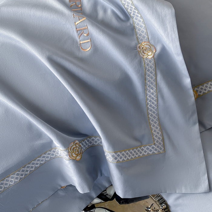 91家纺网 家纺一手货源 找家纺 安妮 2023新款全棉刺绣四件套邂逅系列 天空蓝