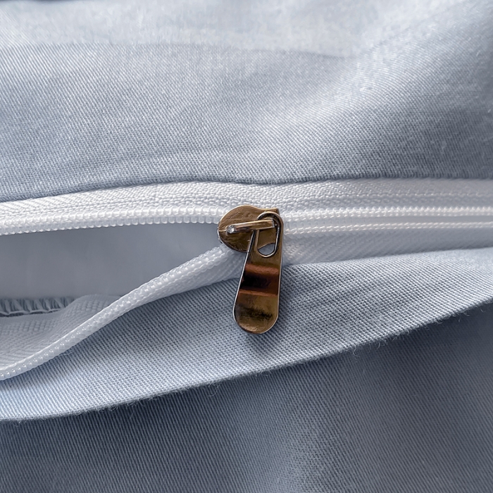 91家纺网 家纺一手货源 找家纺 安妮 2023新款全棉刺绣四件套邂逅系列 天空蓝