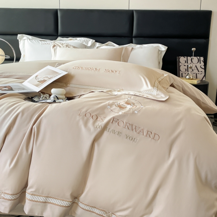 91家纺网 家纺一手货源 找家纺 安妮 2023新款全棉刺绣四件套邂逅系列 香槟色