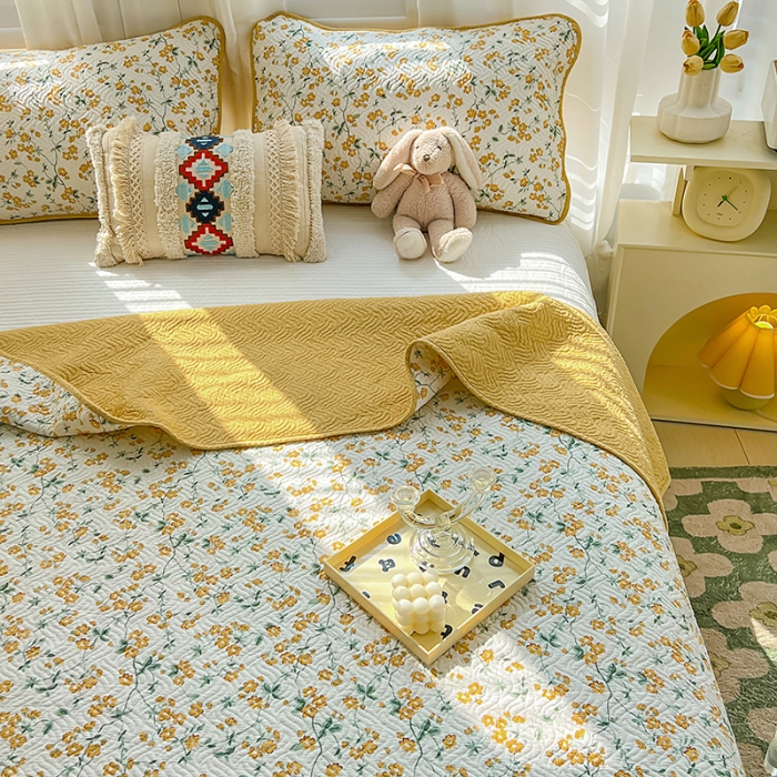 91家纺网 家纺一手货源 找家纺 沐纯家居 2023春夏新品40S全棉12868水洗印花床盖 春晓