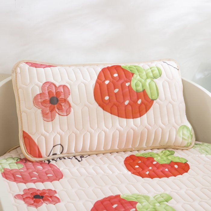 91家纺网 家纺一手货源 找家纺 纽乐 2023新款儿童乳胶枕 甜蜜草莓