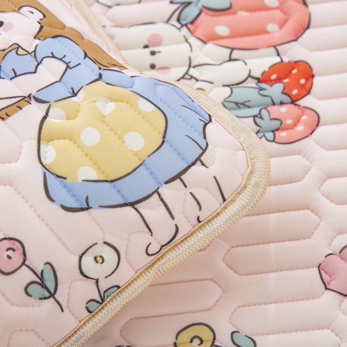 91家纺网 家纺一手货源 找家纺 纽乐 2023新款儿童乳胶枕 小女孩