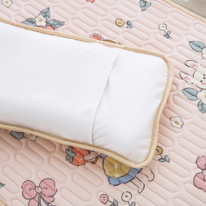 91家纺网 家纺一手货源 找家纺 纽乐 2023新款儿童乳胶枕 小女孩