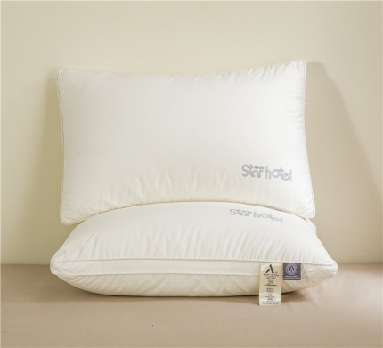 91家纺网 家纺一手货源 找家纺 全棉星级酒店防螨抗菌枕芯羽丝绒枕头高中低款 星级酒店枕-高枕