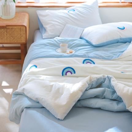 91家纺网 家纺一手货源 找家纺 （总）一加一 2025全棉水洗棉毛巾绣小清新大豆夏被四件套