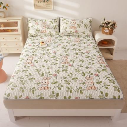 91家纺网 家纺一手货源 找家纺 湘之帛 2024新款0.5乳胶凉席三件套-兔子丛林-绿