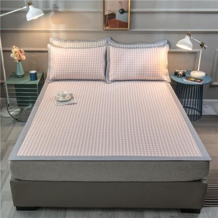 91家纺网 家纺一手货源 找家纺 （总）2024新品1500D数码印花冰丝席千鸟格床单款凉席