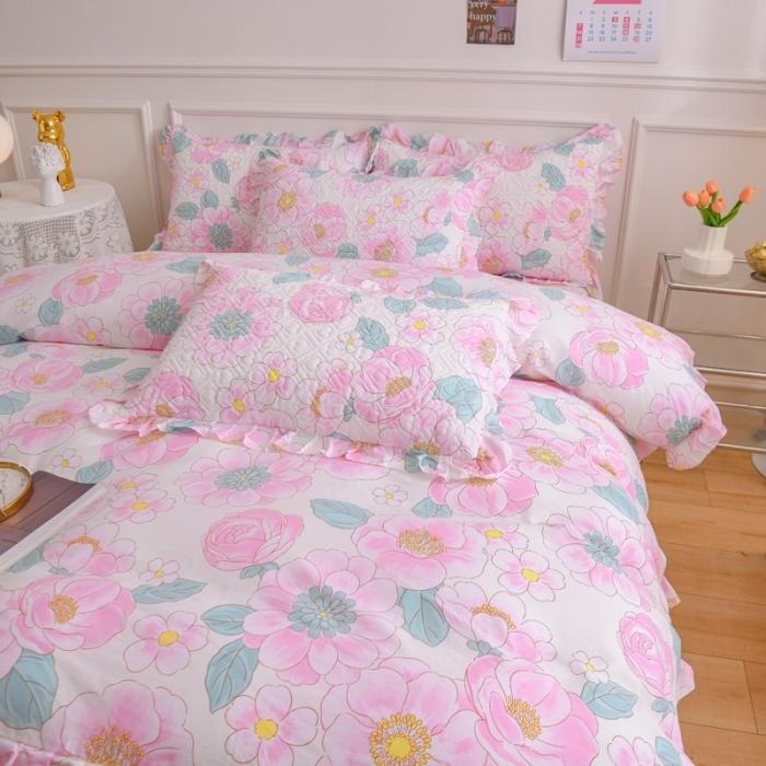 91家纺网 家纺一手货源 找家纺 2023公主风全棉花边床盖四件套 欧根纱床盖款夹棉纯棉三件套直播推荐 那时花开-粉