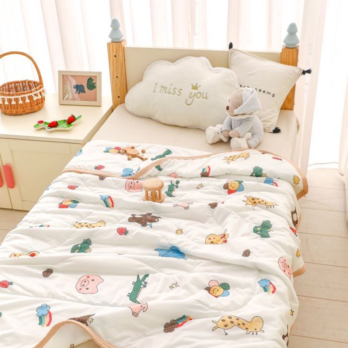 91家纺网 家纺一手货源 找家纺 嗨生活 2025新款儿童A类凉感丝冰激凌夏被 动物世界