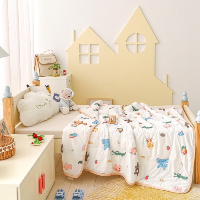 91家纺网 家纺一手货源 找家纺 嗨生活 2025新款儿童A类凉感丝冰激凌夏被 动物世界