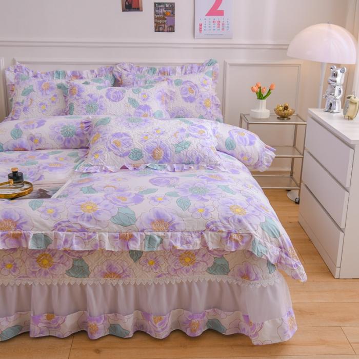 91家纺网 家纺一手货源 找家纺 2023公主风全棉花边床盖四件套 欧根纱床盖款夹棉纯棉三件套直播推荐 那时花开-紫