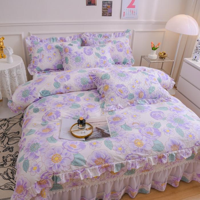 91家纺网 家纺一手货源 找家纺 2023公主风全棉花边床盖四件套 欧根纱床盖款夹棉纯棉三件套直播推荐 那时花开-紫