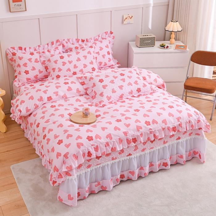 91家纺网 家纺一手货源 找家纺 2023公主风全棉花边床盖四件套 欧根纱床盖款夹棉纯棉三件套直播推荐 心心相印