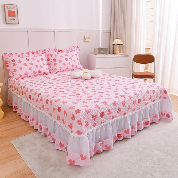 91家纺网 家纺一手货源 找家纺 2023公主风全棉花边床盖四件套 欧根纱床盖款夹棉纯棉三件套直播推荐 心心相印