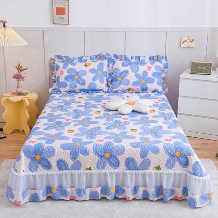 91家纺网 家纺一手货源 找家纺 2023公主风全棉花边床盖四件套 欧根纱床盖款夹棉纯棉三件套直播推荐 蓝色花海