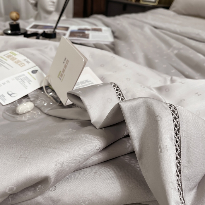 91家纺网 家纺一手货源 找家纺 伊被源 2023新款40支木本提花蚕蛹蛋白夏被-路易斯 路易斯 星辰灰