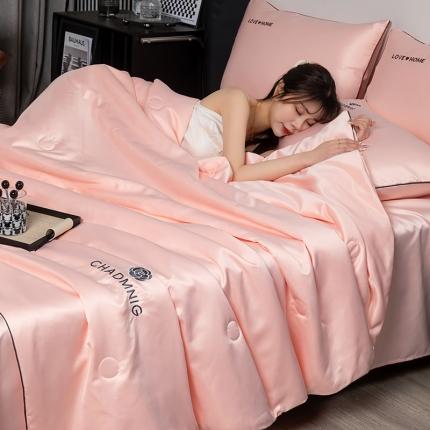 91家纺网 家纺一手货源 找家纺 （总）梦镜家纺2025新款山茶花系列凉感丝冰丝大豆夏被