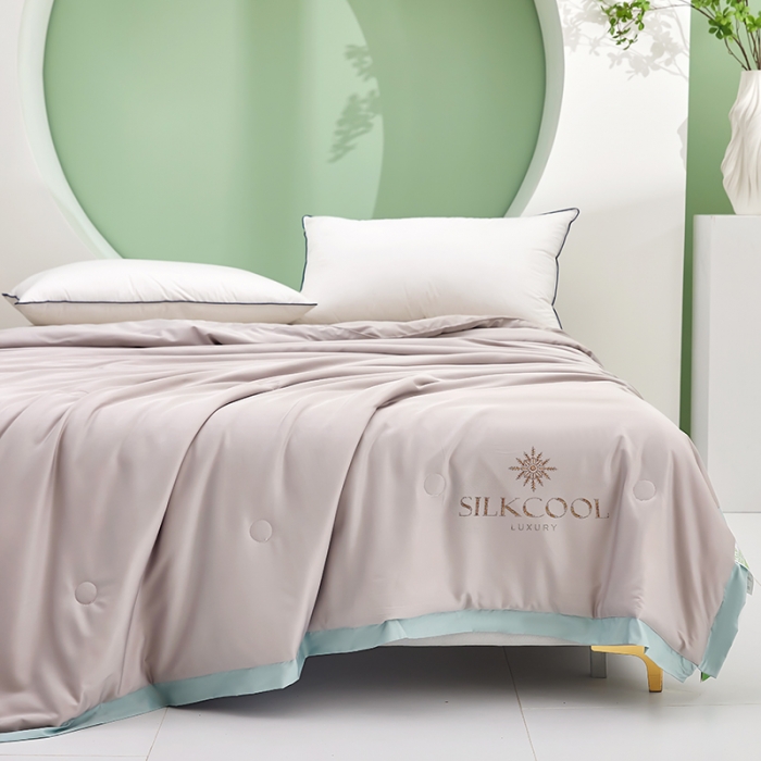 91家纺网 家纺一手货源 找家纺 伊被源 2023新款莫代尔蚕蛹蛋白夏被-锦色 锦色-卡其色