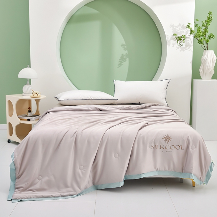 91家纺网 家纺一手货源 找家纺 伊被源 2023新款莫代尔蚕蛹蛋白夏被-锦色 锦色-卡其色