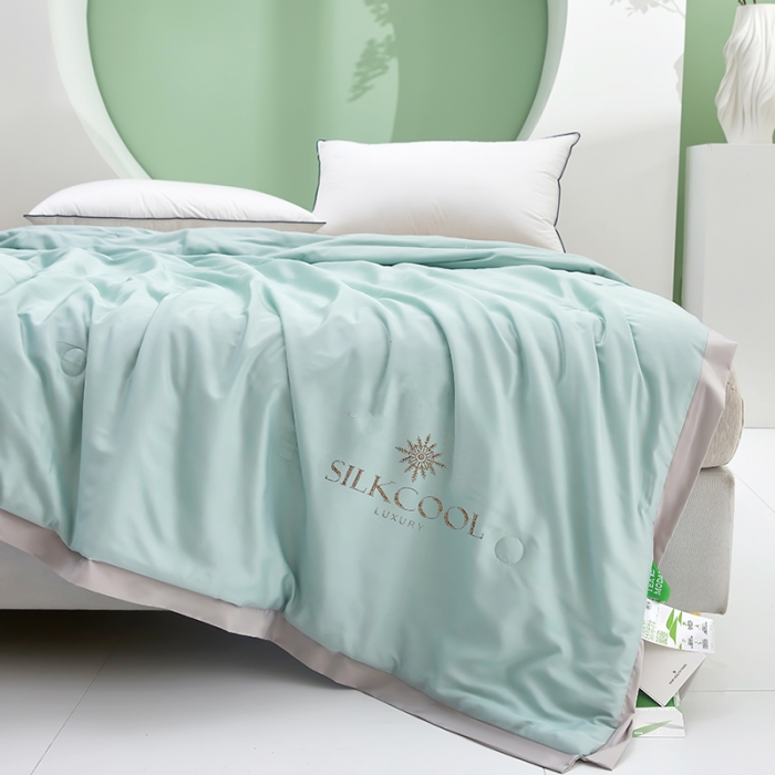 91家纺网 家纺一手货源 找家纺 伊被源 2023新款莫代尔蚕蛹蛋白夏被-锦色 锦色-清新蓝