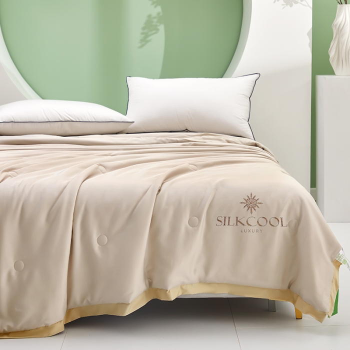 91家纺网 家纺一手货源 找家纺 伊被源 2023新款莫代尔蚕蛹蛋白夏被-锦色 锦色-香槟金