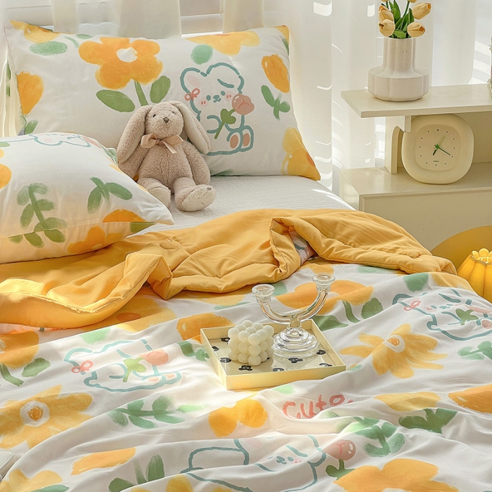 91家纺网 家纺一手货源 找家纺 星巴K 2023新款洛卡棉美棉印花夏被亲肤手包边夏被 阳光兔兔