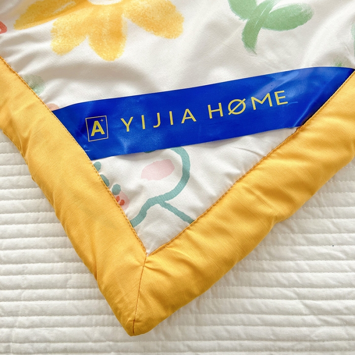 91家纺网 家纺一手货源 找家纺 星巴K 2023新款洛卡棉美棉印花夏被亲肤手包边夏被 阳光兔兔