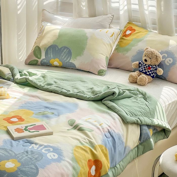 91家纺网 家纺一手货源 找家纺 星巴K 2023新款洛卡棉美棉印花夏被亲肤手包边夏被 炫彩