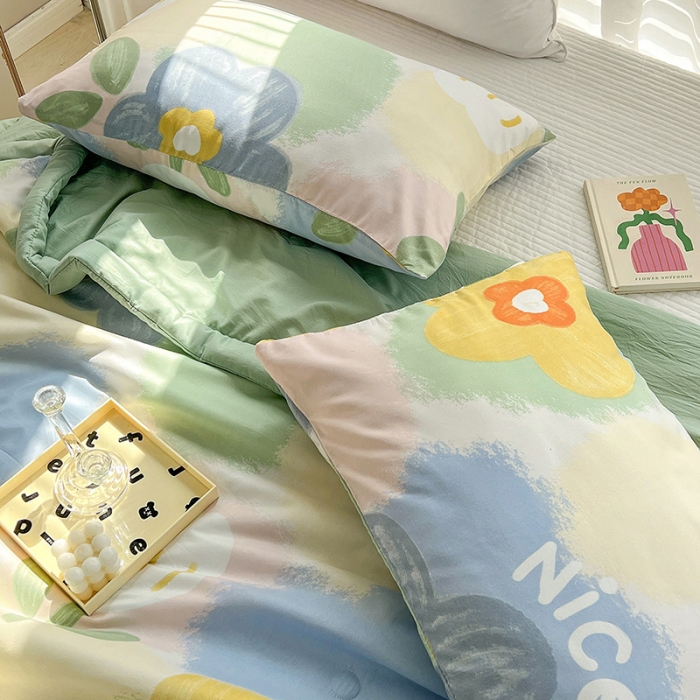 91家纺网 家纺一手货源 找家纺 星巴K 2023新款洛卡棉美棉印花夏被亲肤手包边夏被 炫彩