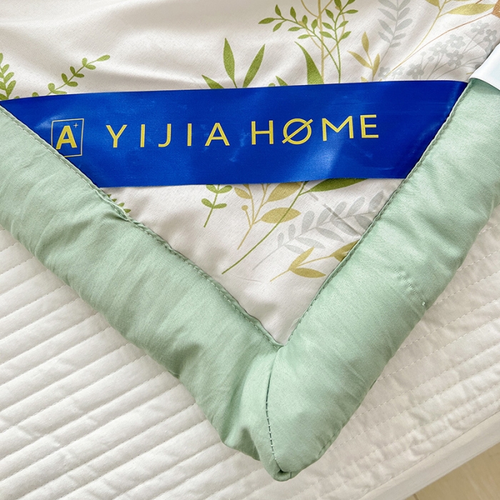 91家纺网 家纺一手货源 找家纺 星巴K 2023新款洛卡棉美棉印花夏被亲肤手包边夏被 香草