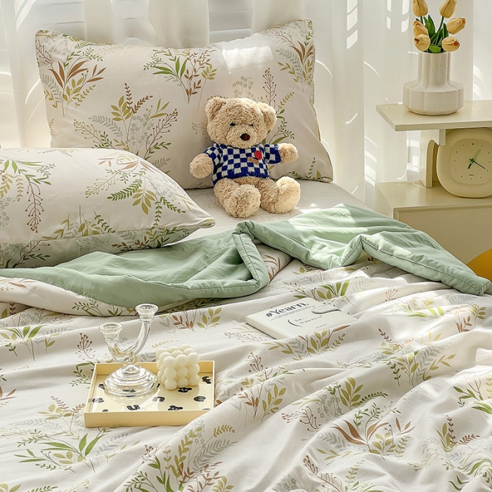 91家纺网 家纺一手货源 找家纺 星巴K 2023新款洛卡棉美棉印花夏被亲肤手包边夏被 香草