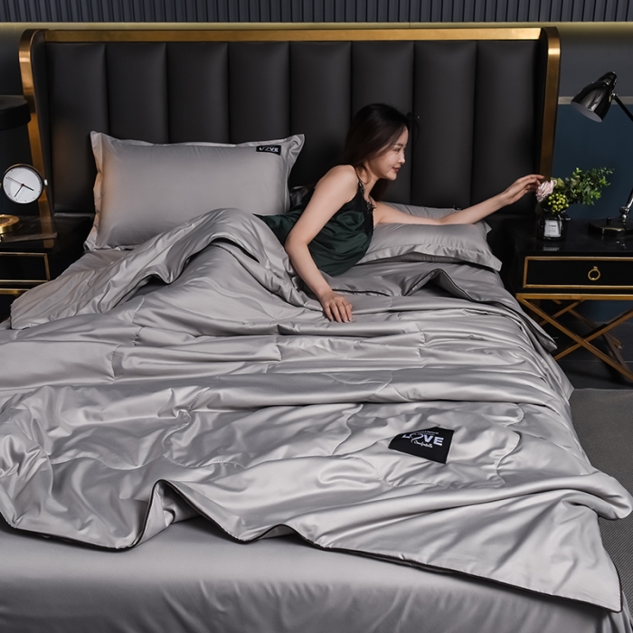 91家纺网 家纺一手货源 找家纺 （总）宇豪 2023新款水洗真丝夏被套件