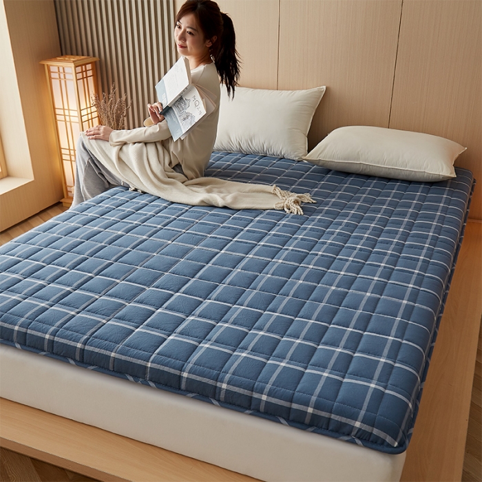 91家纺网 家纺一手货源 找家纺 锦丝钰床垫 2023新款色织水洗棉棉花床垫 海蓝格