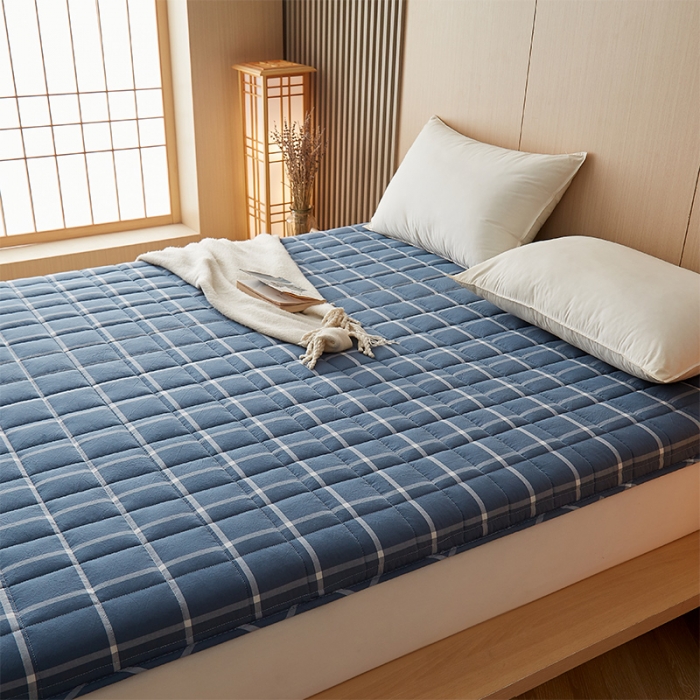 91家纺网 家纺一手货源 找家纺 锦丝钰床垫 2023新款色织水洗棉棉花床垫 海蓝格