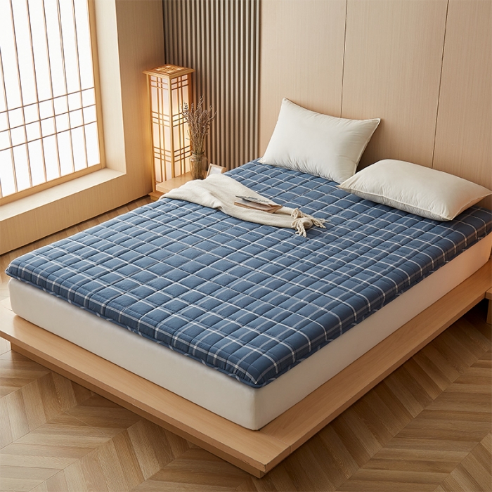 91家纺网 家纺一手货源 找家纺 锦丝钰床垫 2023新款色织水洗棉棉花床垫 海蓝格