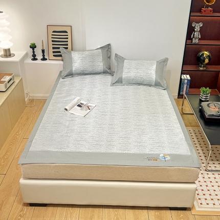 91家纺网 家纺一手货源 找家纺 2023澳梵植物抗菌冰丝凉席三件套软席 简约-银色