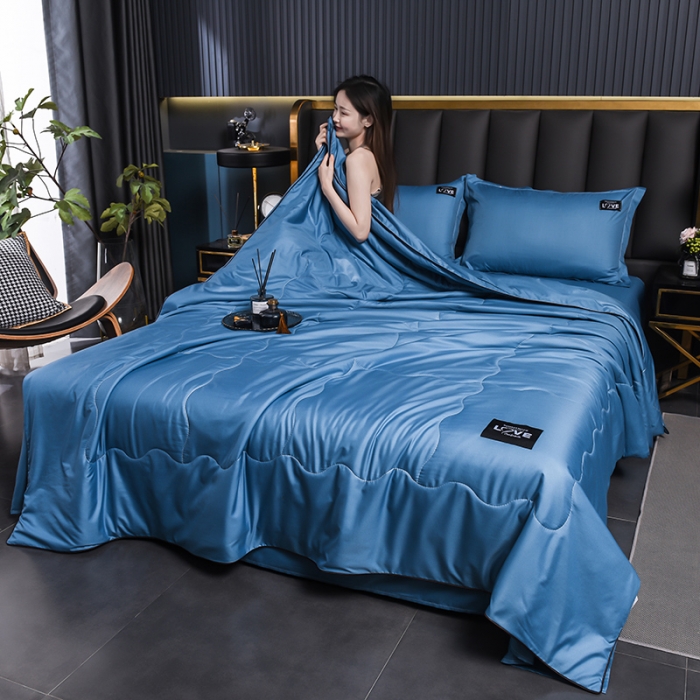 91家纺网 家纺一手货源 找家纺 宇豪 2023新款水洗真丝夏被套件 高贵-蓝
