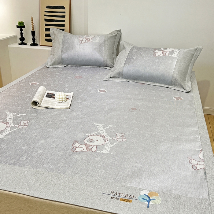 91家纺网 家纺一手货源 找家纺 2023澳梵植物抗菌冰丝凉席三件套软席 蹲蹲熊