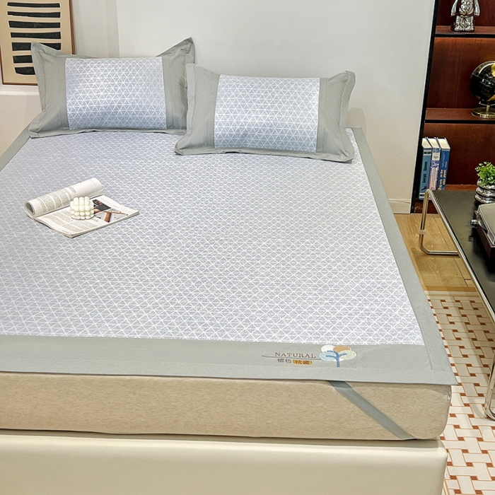 91家纺网 家纺一手货源 找家纺 2023澳梵植物抗菌冰丝凉席三件套软席 米格-蓝