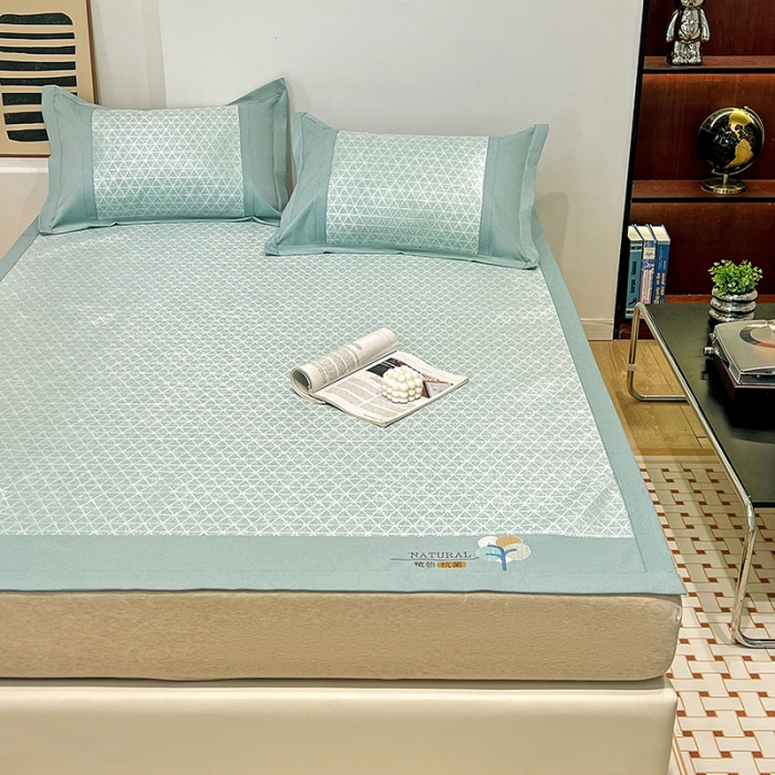 91家纺网 家纺一手货源 找家纺 2023澳梵植物抗菌冰丝凉席三件套软席 米格-绿