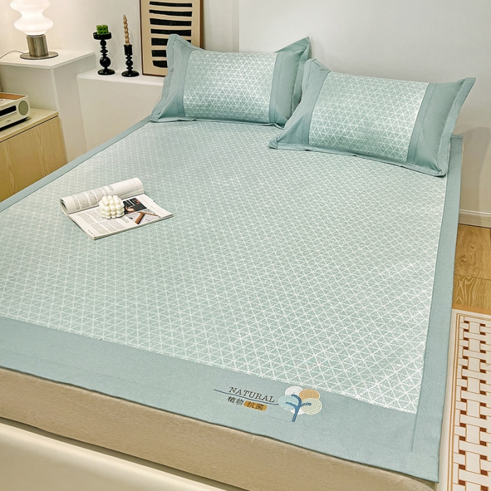 91家纺网 家纺一手货源 找家纺 2023澳梵植物抗菌冰丝凉席三件套软席 米格-绿