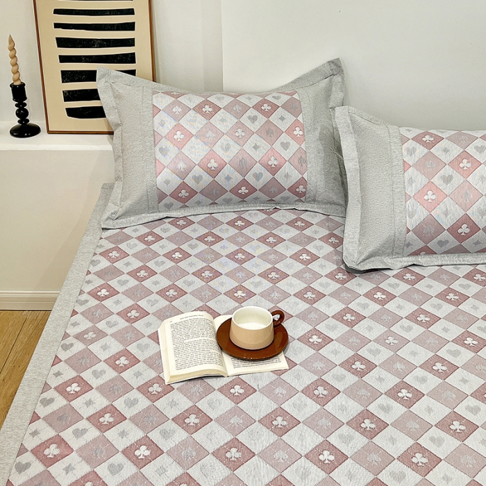 91家纺网 家纺一手货源 找家纺 2023澳梵植物抗菌冰丝凉席三件套软席 棋盘-红棕